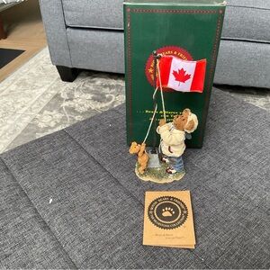 Boyds Bears Canadian Flag Figurine Lester B